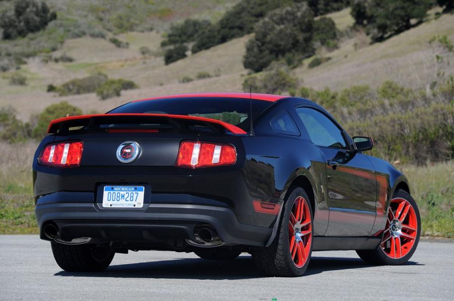  Ford Mustang Boss 302 Laguna Seca 2010 года  (фото 33 из 132)
